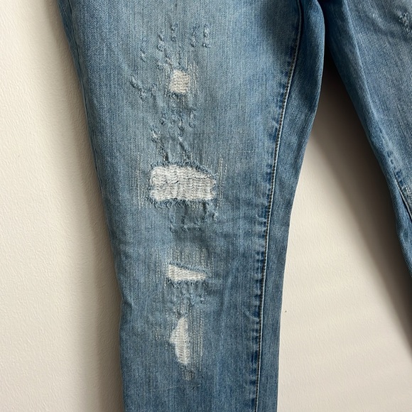 Gap 1969 Boyfriend Jeans - Picture 5 of 8